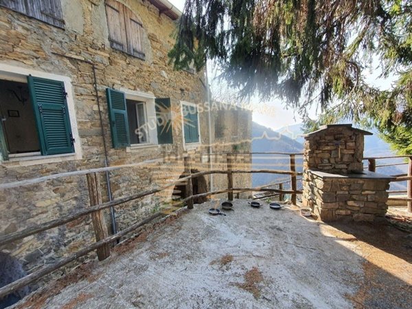 appartamento in vendita a Molini di Triora in zona Agaggio Superiore