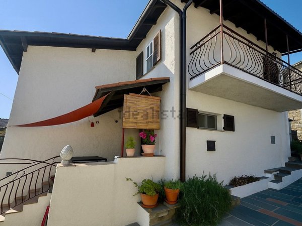 casa indipendente in vendita a Molini di Triora