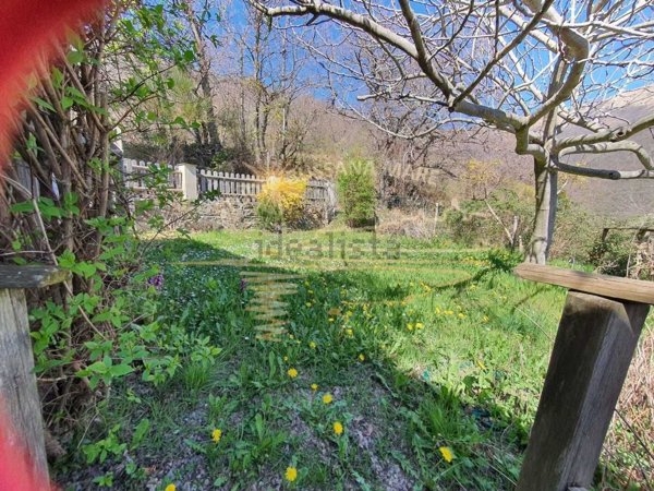 casa indipendente in vendita a Molini di Triora