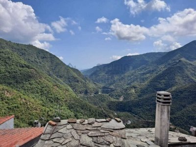 casa indipendente in vendita a Molini di Triora in zona Glori