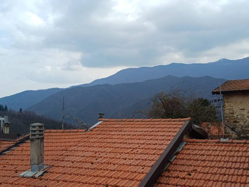 casa indipendente in vendita a Molini di Triora in zona Corte