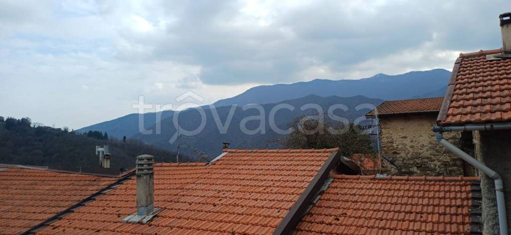 casa indipendente in vendita a Molini di Triora in zona Corte