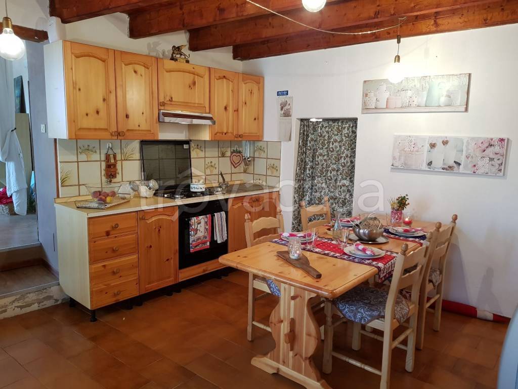 appartamento in vendita a Molini di Triora in zona Andagna