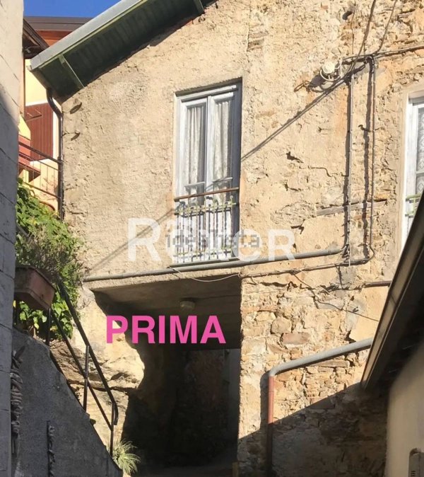 appartamento in vendita a Molini di Triora in zona Agaggio Inferiore
