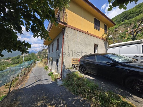 appartamento in vendita a Molini di Triora in zona Agaggio Superiore