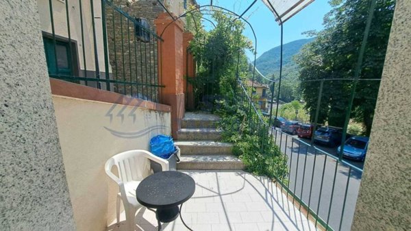 casa indipendente in vendita a Molini di Triora in zona Corte