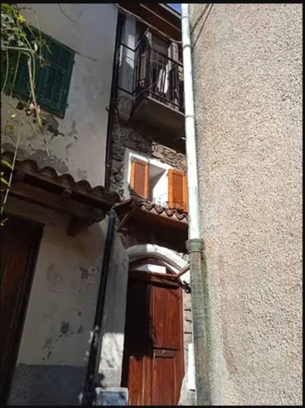 appartamento in vendita a Molini di Triora in zona Andagna