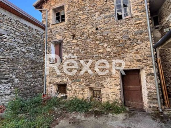 casa indipendente in vendita a Molini di Triora in zona Andagna