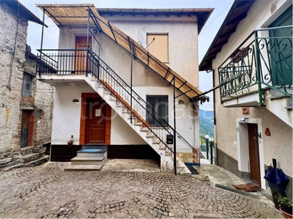 appartamento in vendita a Montegrosso Pian Latte