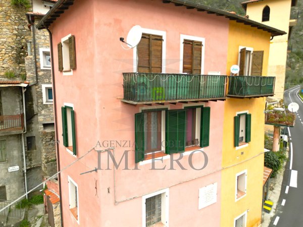 casa indipendente in vendita ad Olivetta San Michele