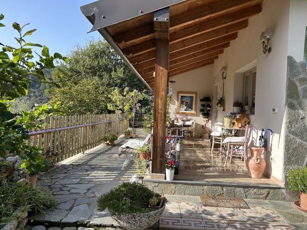 casa indipendente in vendita ad Olivetta San Michele