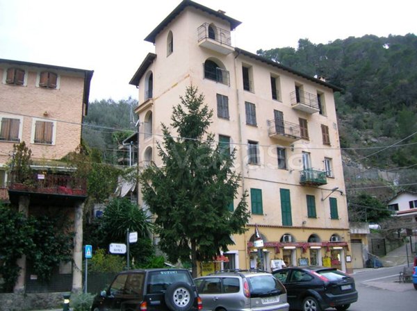 appartamento in vendita ad Olivetta San Michele in zona San Michele