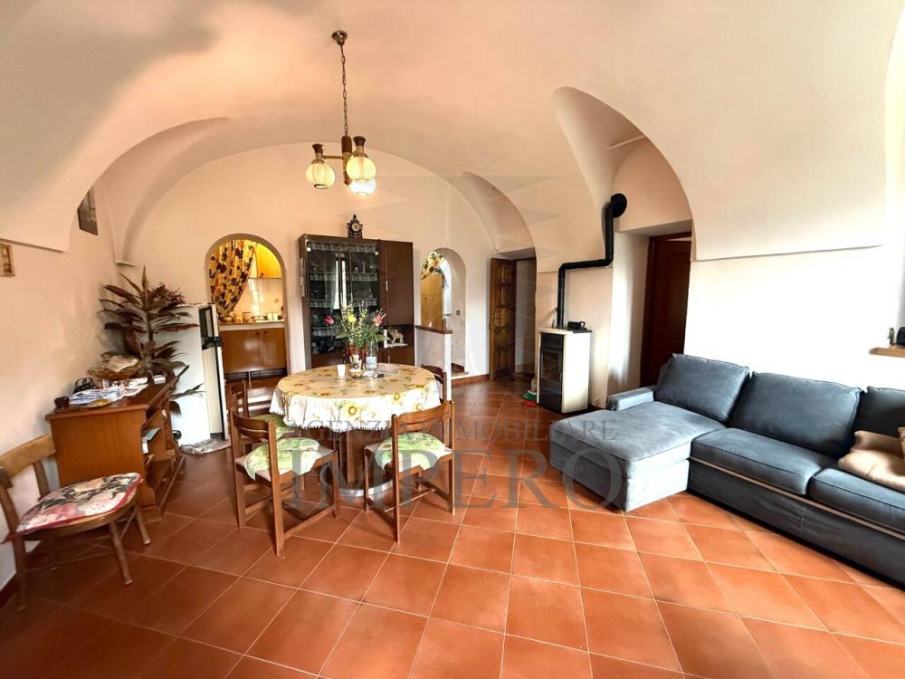 appartamento in vendita ad Olivetta San Michele