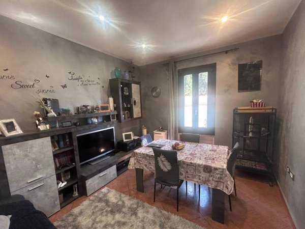 appartamento in vendita ad Olivetta San Michele in zona San Michele