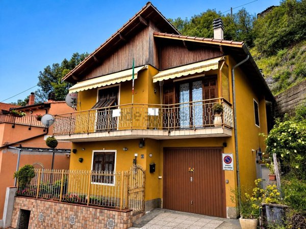 casa indipendente in vendita ad Olivetta San Michele