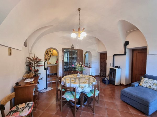 appartamento in vendita ad Olivetta San Michele