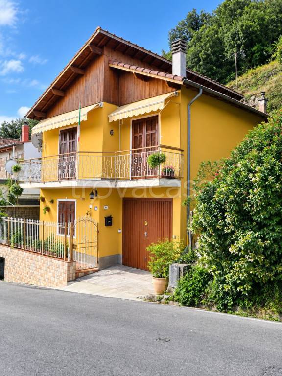 casa indipendente in vendita ad Olivetta San Michele
