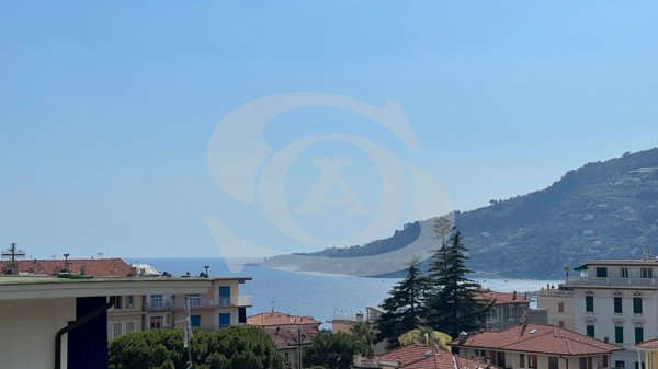 appartamento in vendita ad Ospedaletti