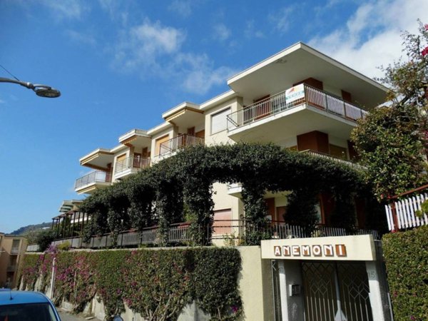 appartamento in vendita ad Ospedaletti