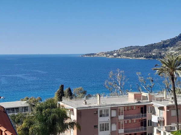 appartamento in vendita ad Ospedaletti