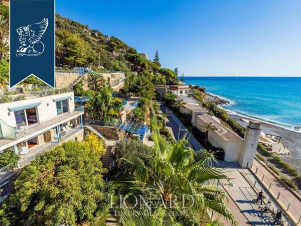 casa indipendente in vendita ad Ospedaletti