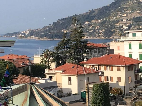 appartamento in vendita ad Ospedaletti
