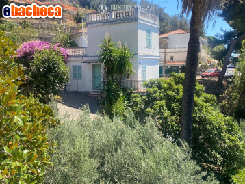 casa indipendente in vendita ad Ospedaletti