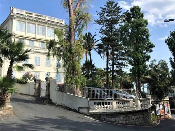 appartamento in vendita ad Ospedaletti