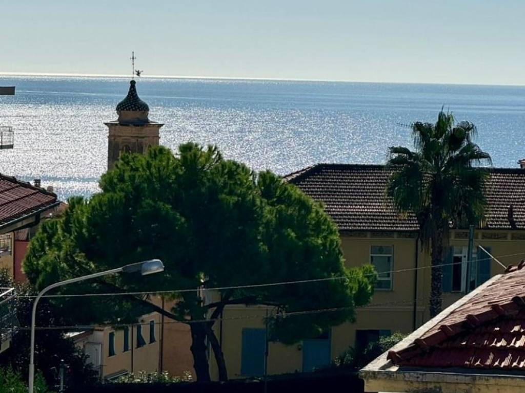 appartamento in vendita ad Ospedaletti