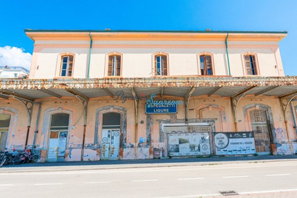 casa indipendente in vendita ad Ospedaletti