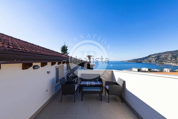 appartamento in vendita ad Ospedaletti