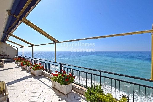 appartamento in vendita ad Ospedaletti