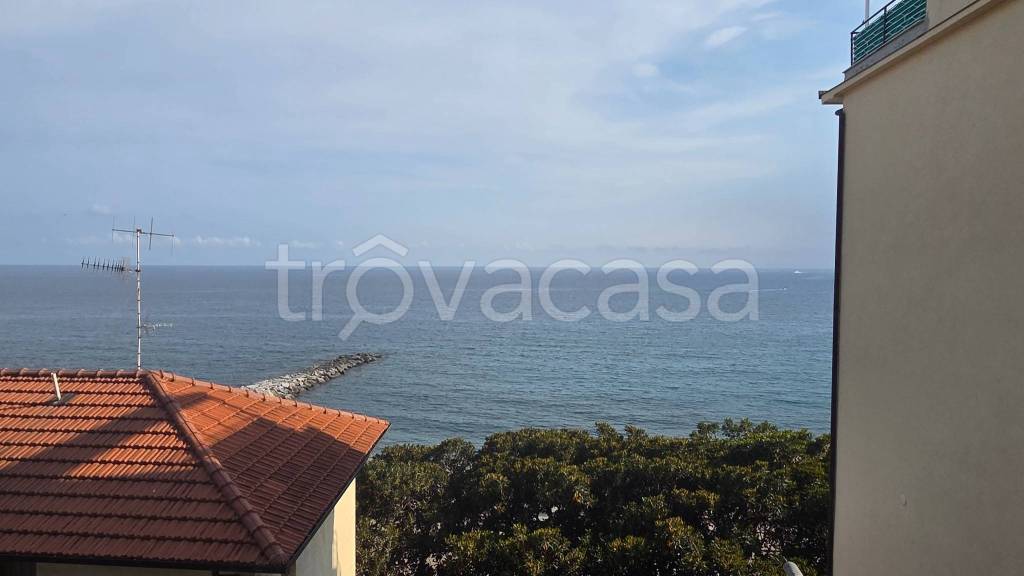 appartamento in vendita ad Ospedaletti