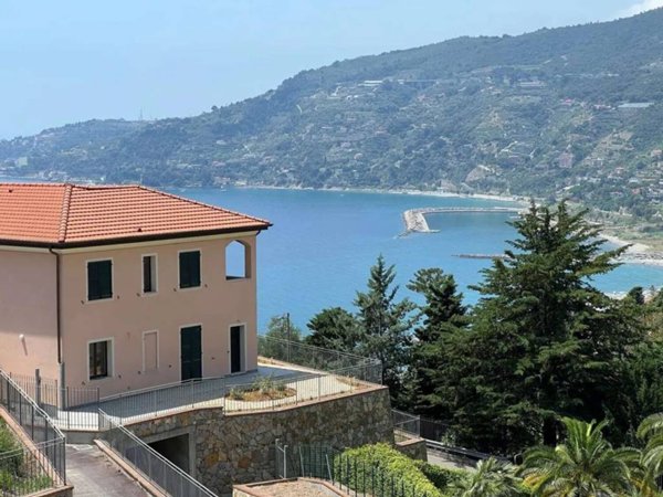 appartamento in vendita ad Ospedaletti