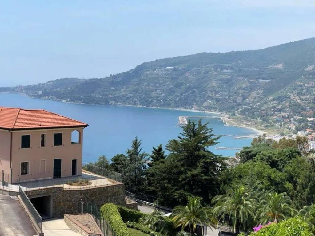 appartamento in vendita ad Ospedaletti