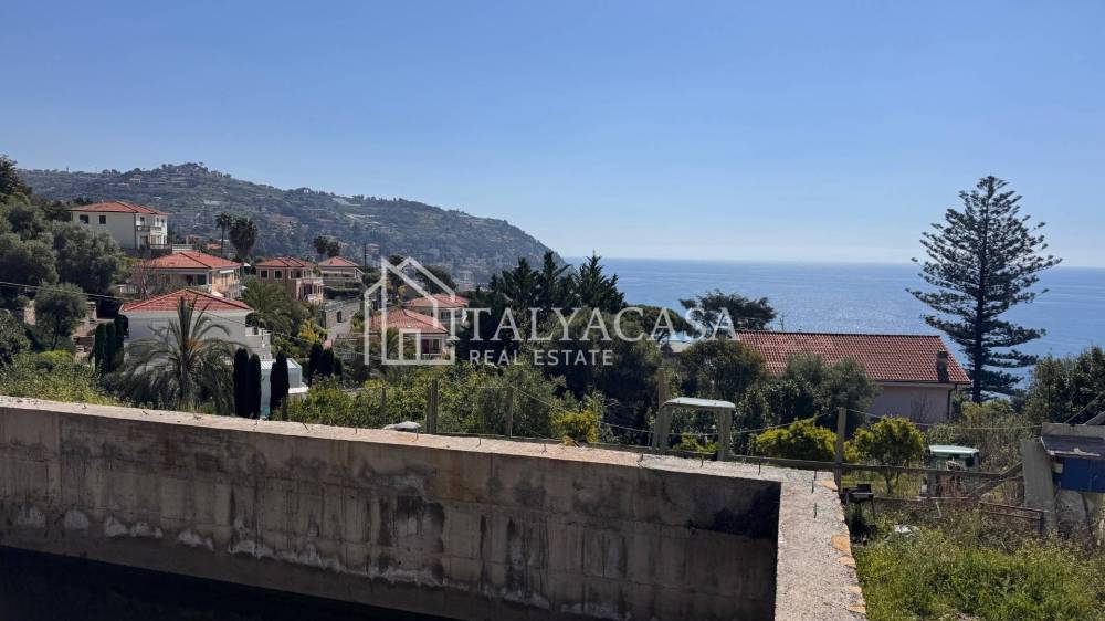 casa indipendente in vendita ad Ospedaletti