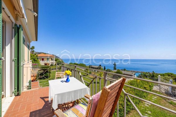 appartamento in vendita ad Ospedaletti