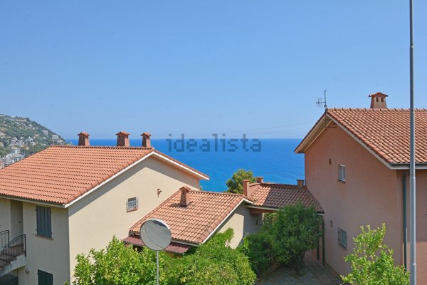 appartamento in vendita ad Ospedaletti