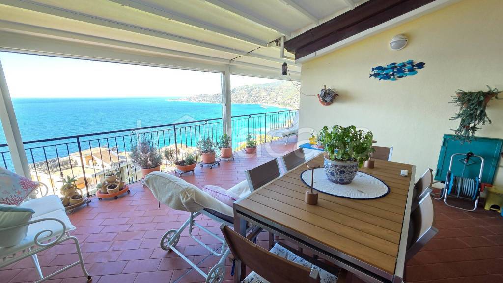 appartamento in vendita ad Ospedaletti