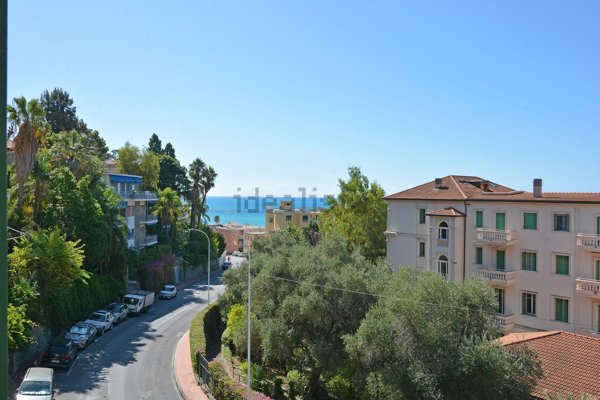 appartamento in vendita ad Ospedaletti
