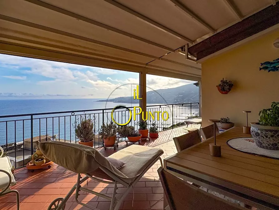 appartamento in vendita ad Ospedaletti