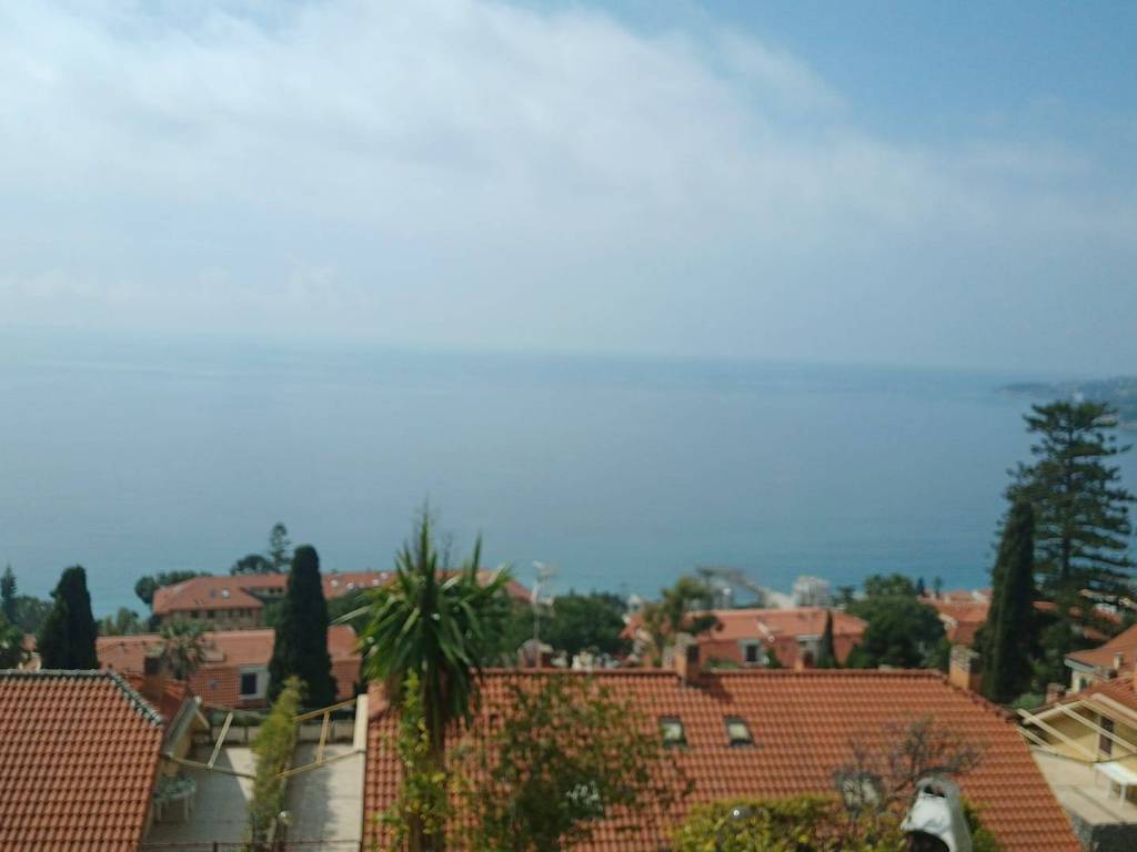 appartamento in vendita ad Ospedaletti