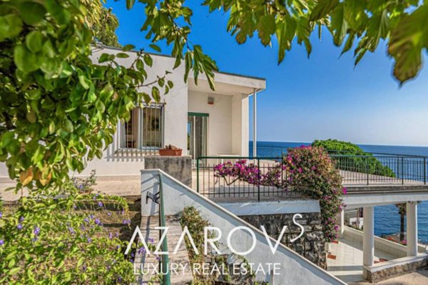 casa indipendente in vendita ad Ospedaletti