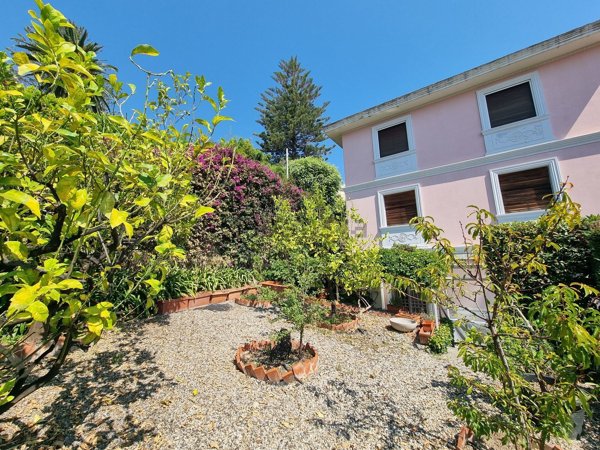 appartamento in vendita ad Ospedaletti