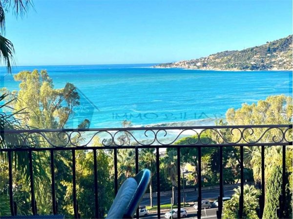 appartamento in vendita ad Ospedaletti