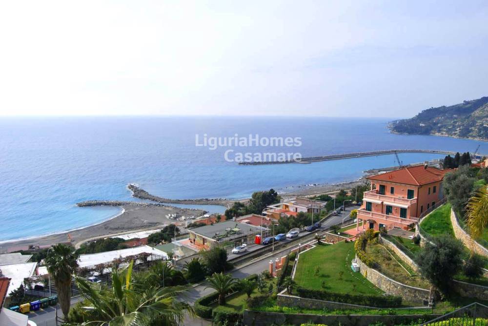 casa indipendente in vendita ad Ospedaletti