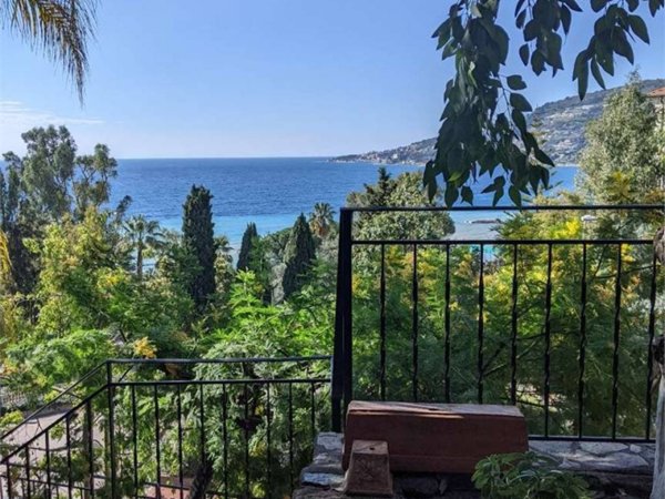 appartamento in vendita ad Ospedaletti