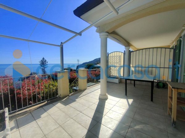 appartamento in vendita ad Ospedaletti