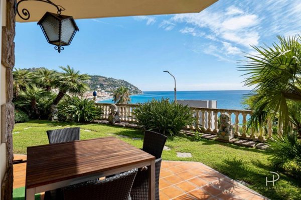 appartamento in vendita ad Ospedaletti