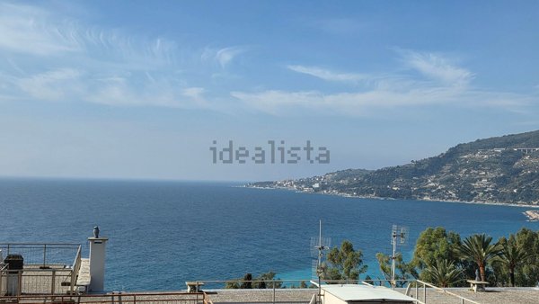 appartamento in vendita ad Ospedaletti